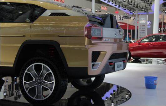 全新越野北汽bj100 颜值超越路虎揽胜_搜狐汽车_搜狐网