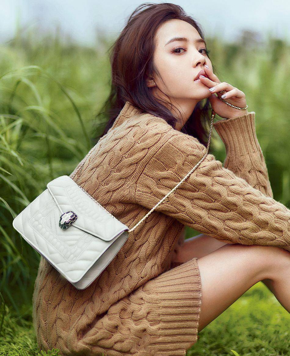 亚洲舞皇蔡依林状态绝了!40岁还有"少女脸",穿搭更是时尚又撩人!