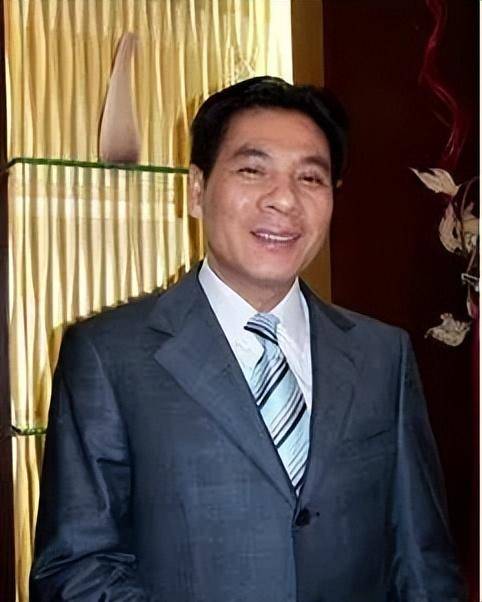 背靠十大烟厂身价几百亿,从不对人透露发家史_林国文_公司_香精