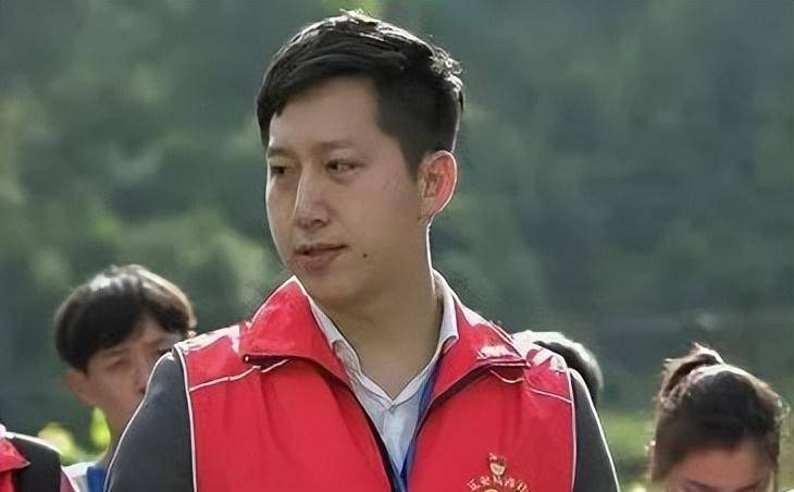 电视剧评 -《大山的女儿》:第一书记行列中的红马甲