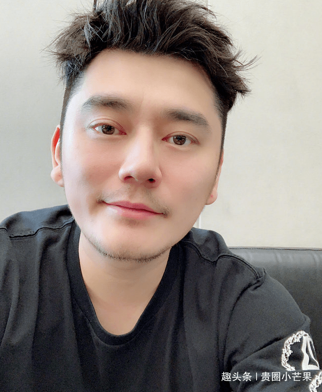 本以为钱枫不会再胖了,看到最新一期的《天天向上》,比海涛还胖_天天