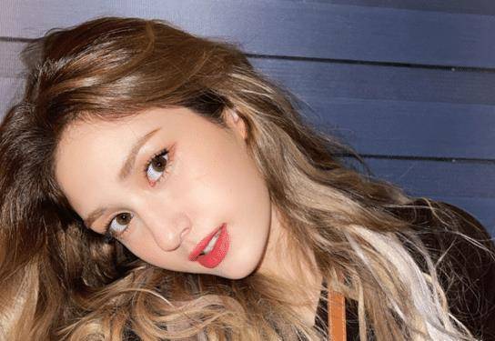 混血美女全昭弥,拥有三个国家的血统,十五岁红遍国外!_专辑_舞台_jyp