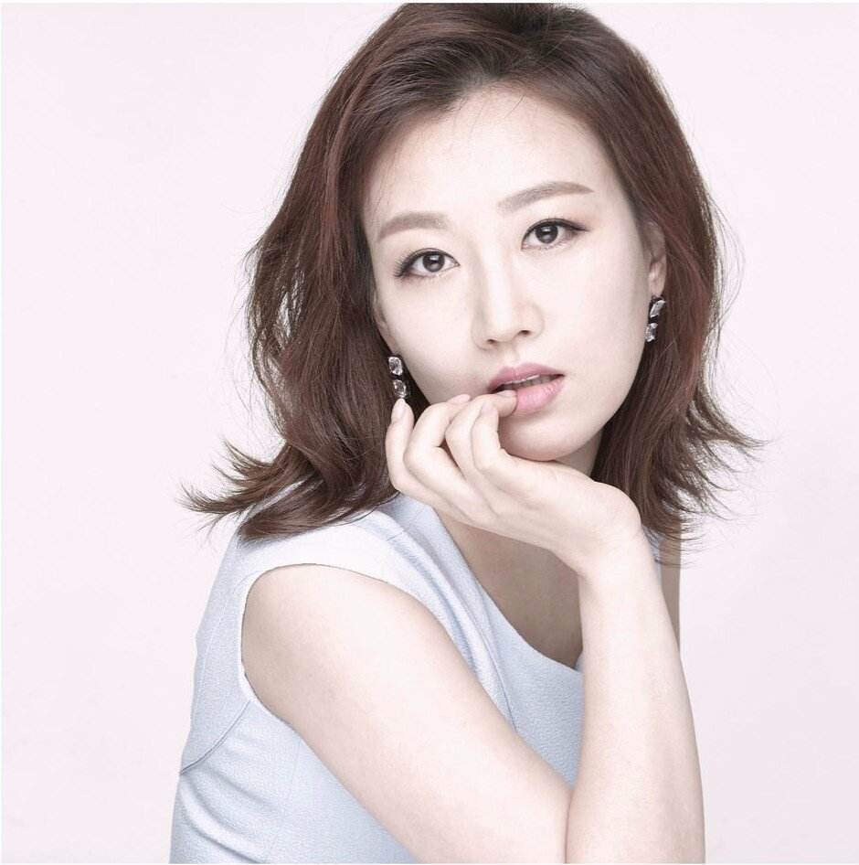 张润贞_母亲_朴秀洪