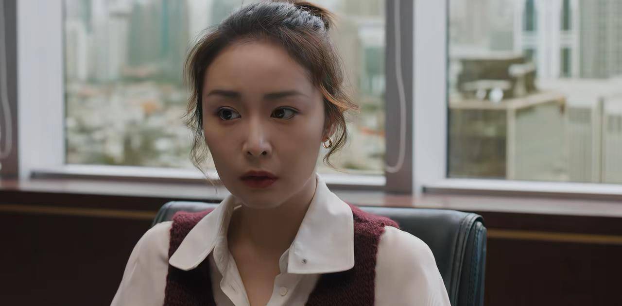 理想之城:看到赵先坤对红梅的三番评论,他意识到自己并不欣赏苏晓