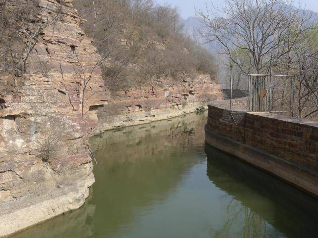 水是生命之源 ,水却给了林州最深最疼的回忆,红旗渠的建成,彻底改善了