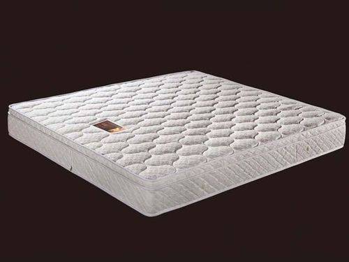 大牛证券 喜临门:是床垫领军企业,增长迅速._品牌_收入_产品