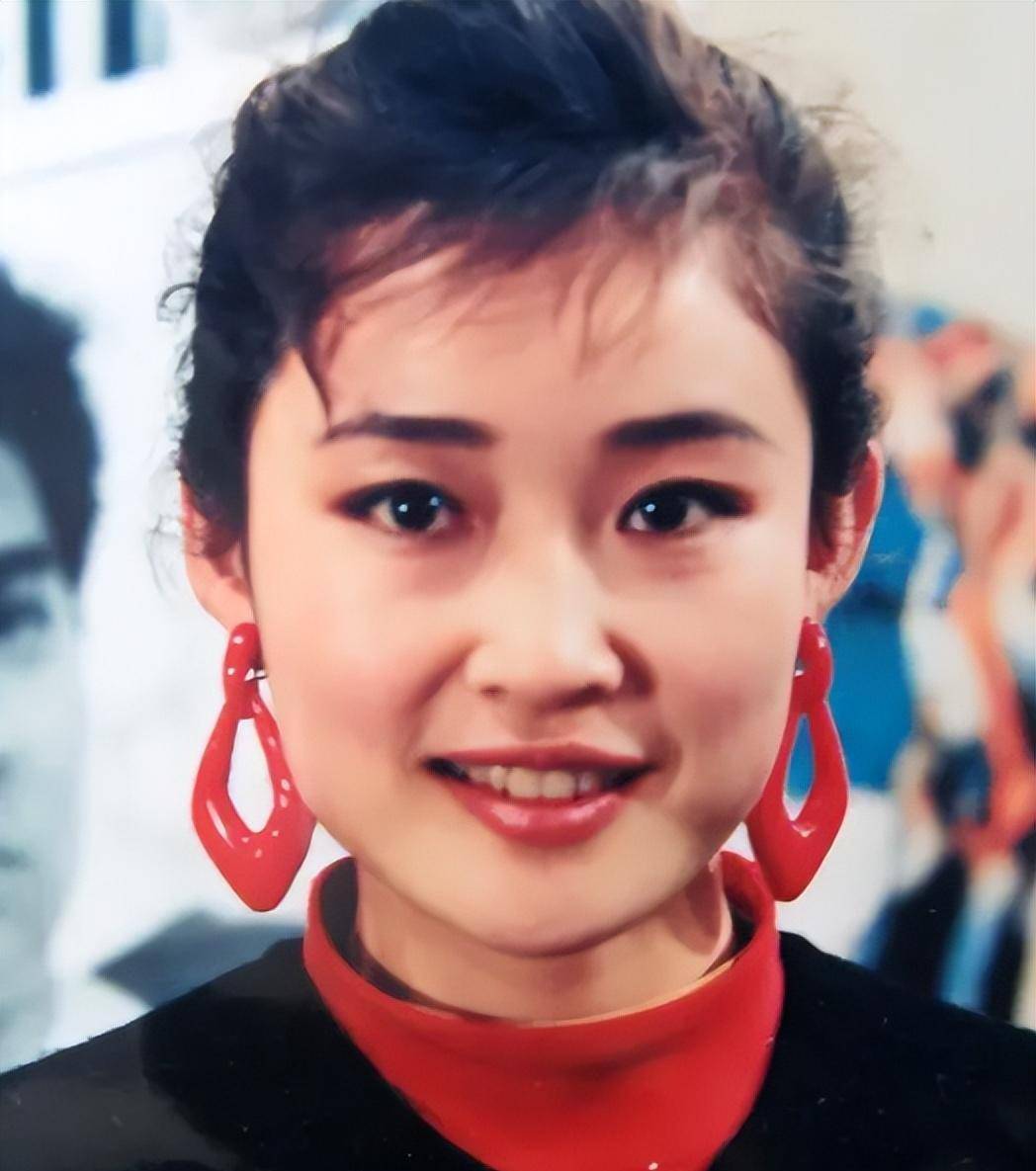 山东演员盖丽丽:25岁走红,44岁离场受罚,如今成为海清老板_莉莉_电影