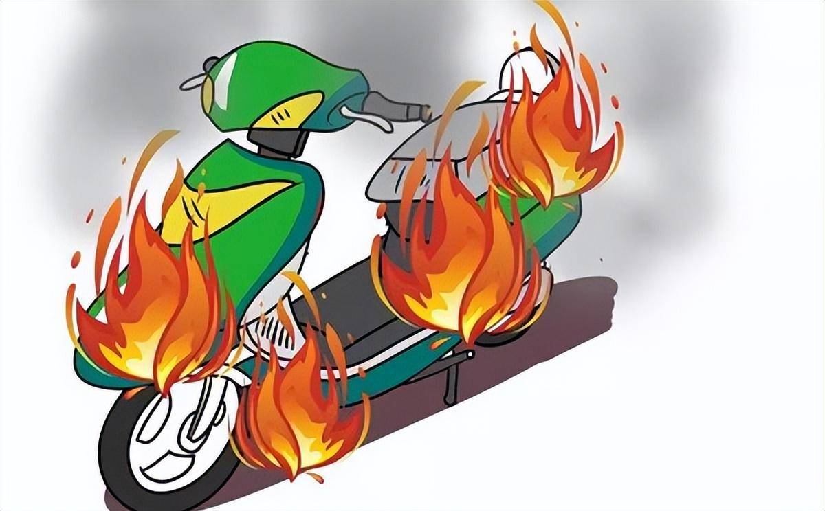 楼方舟&电动车充电自燃导致火灾,鞋店店主一家4口不幸遇难_商铺_疏散