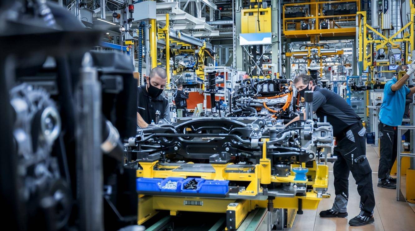 奔驰元宇宙汽车制造厂来了_技术_人工智能_系统