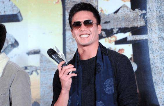 2秒"放倒"吴京,甄子丹自认打不过,巅峰期却遭遇毁容_安志杰_功夫_合作