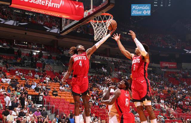 nba季前赛-火箭遭热火16分逆转吞首败格林25分小波特21分_命中_史密斯