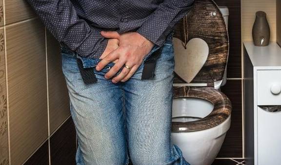 男人若患上"梅毒"或许身体会出现这2种"表现"尽量别忽视!