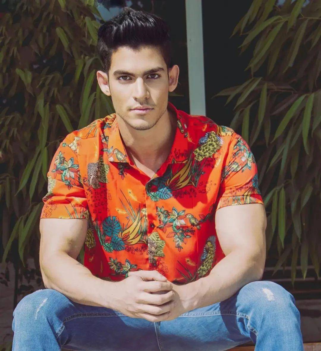 伊朗男模基安·巴拉赞德被美国评为年度超模_工作_因为_媒体