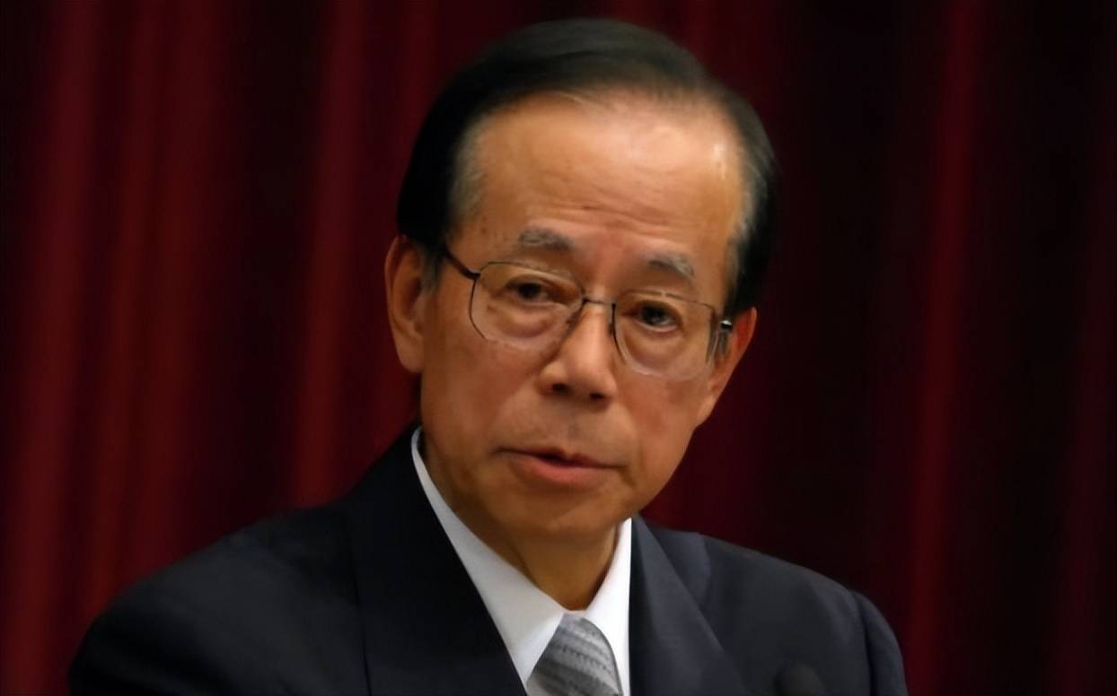 日本前首相警告日本政客,慎用"台海有事",不要跟美国一起涉台_中国