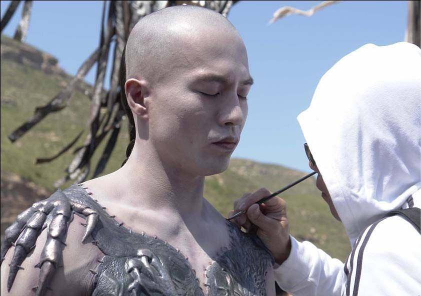 安志杰在后面参演的一些影视剧中也有不同程度的受伤:在拍《功夫联盟