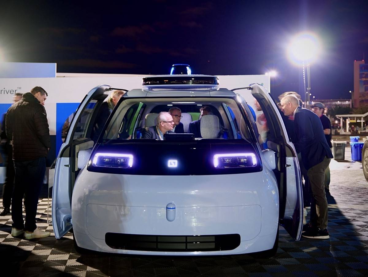 极氪双车亮相2023 CES，品牌科技潜力展露无遗_搜狐汽车_搜狐网