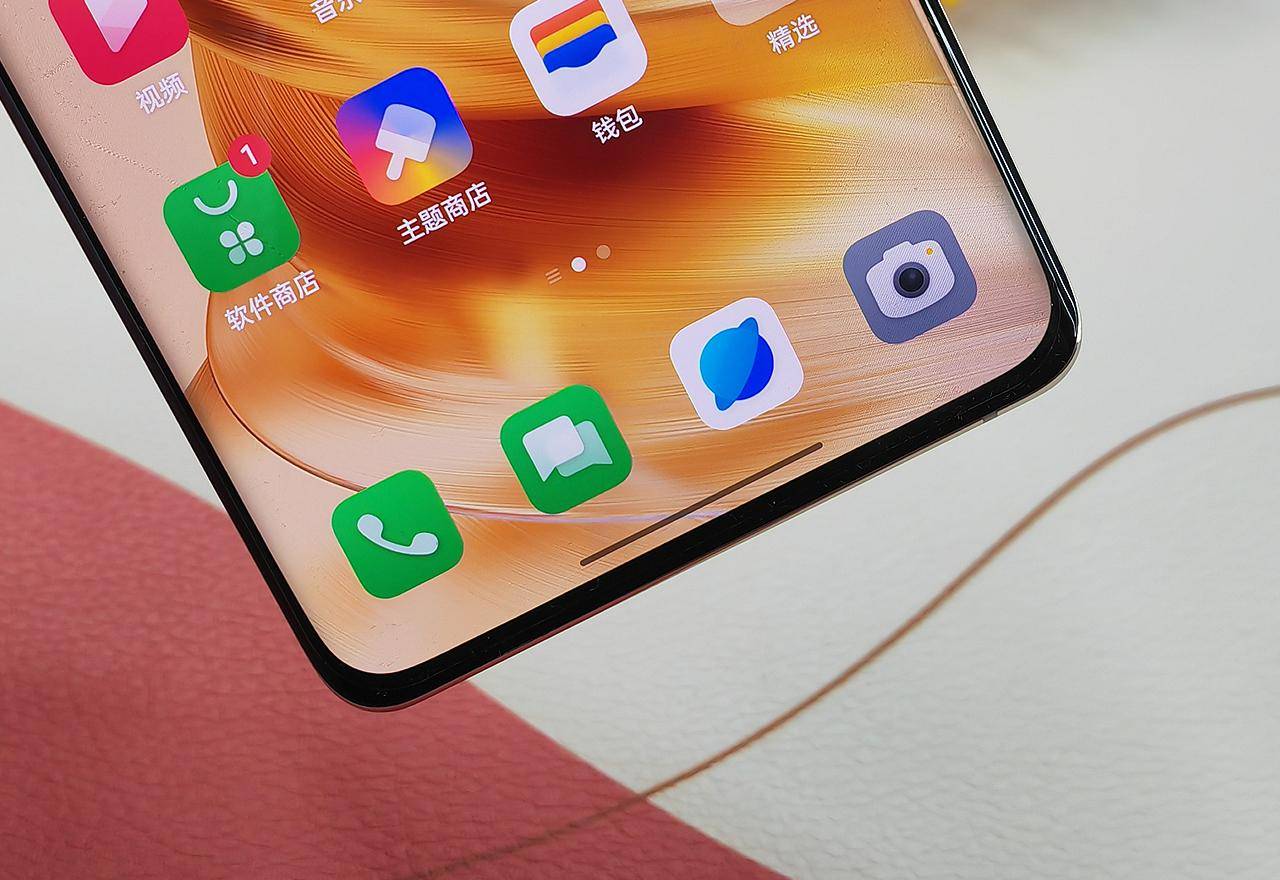 OPPO Reno9 Pro+开箱,造型惊艳颜值超高