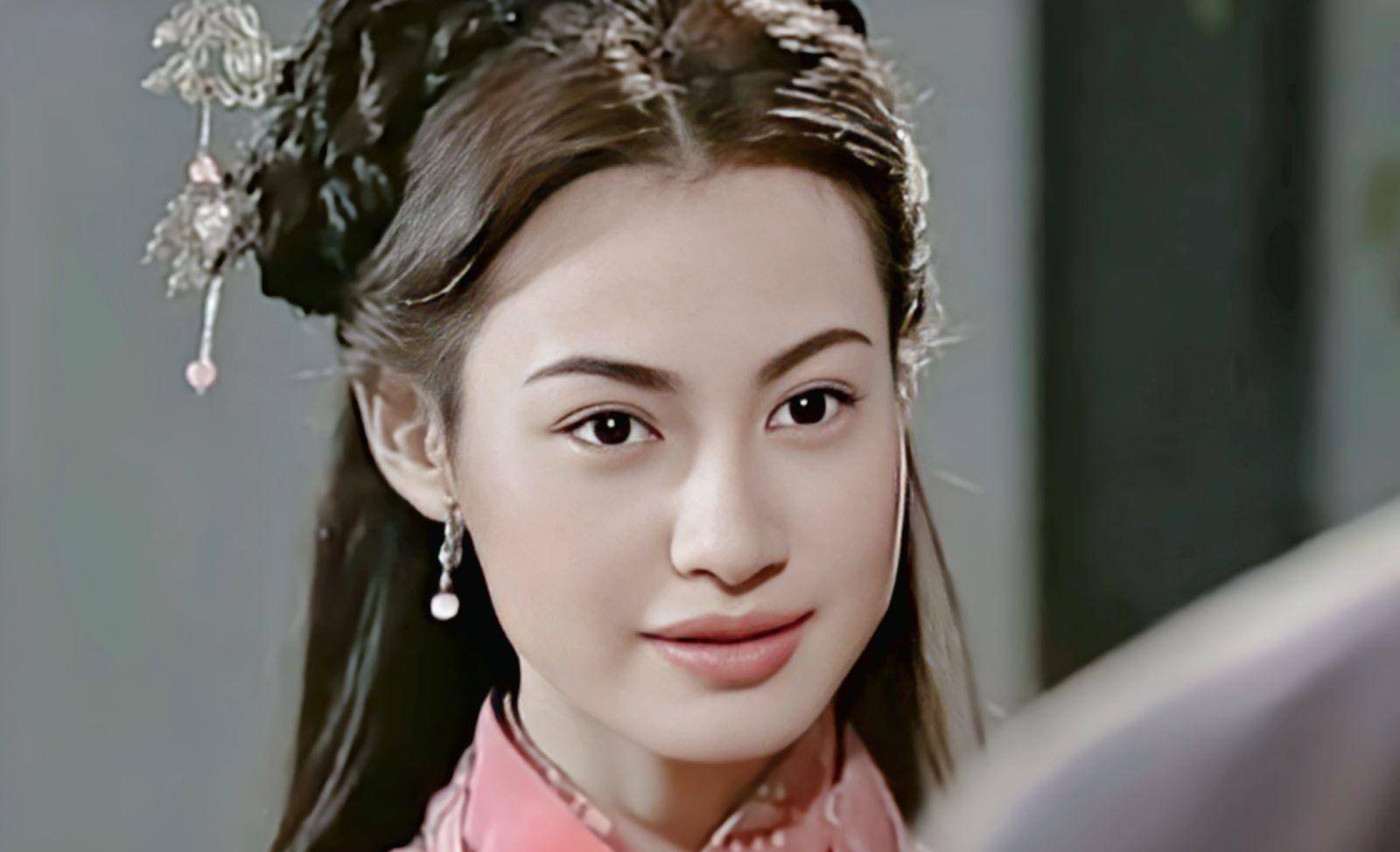 她动手,比司马娉婷干净,软刀子杀人,可怕的同时,又很难找到证据.