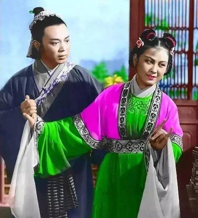 黄梅戏宗师严凤英临产遭丈夫抛弃,39岁含冤离世,死后被开膛剖肚_甘律