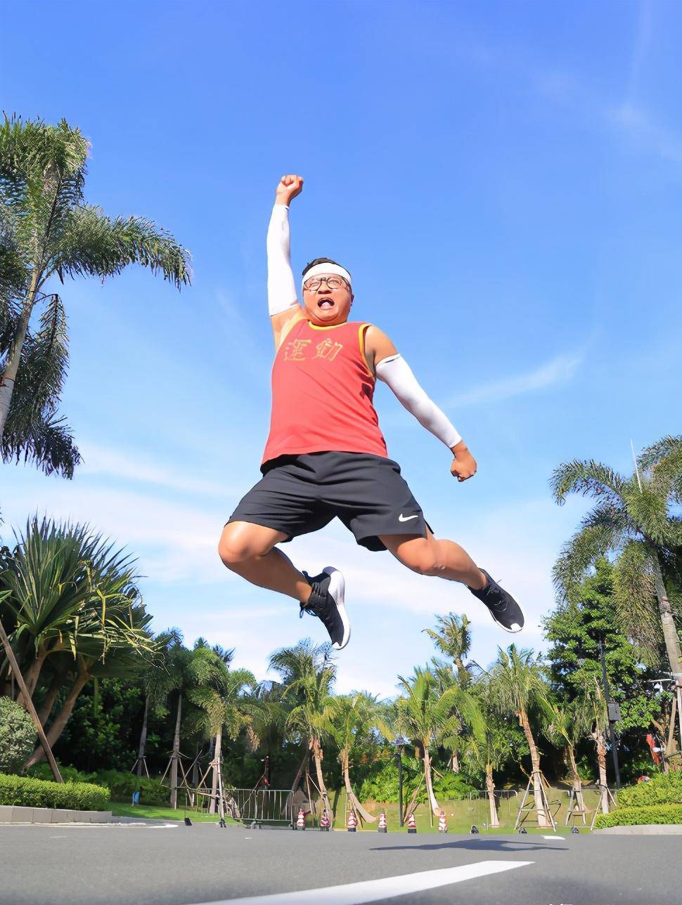 宁可胖不可饿的包丁西门口哥哥,竟口出狂言要坚持健身_节目_什么_龙湾