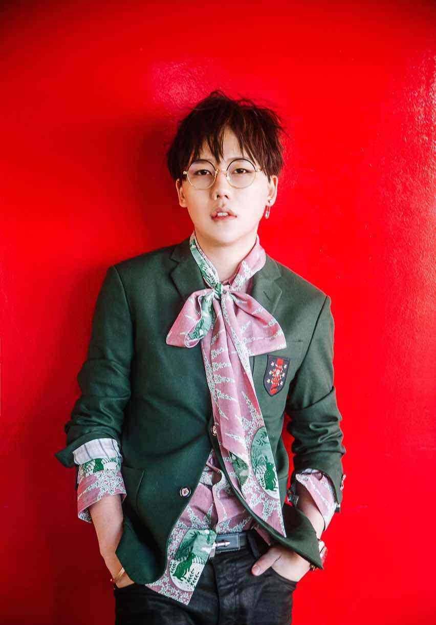 主持人刘维暂别娱乐圈照料病重母亲 孝道是中华传统美德值得提倡_明星