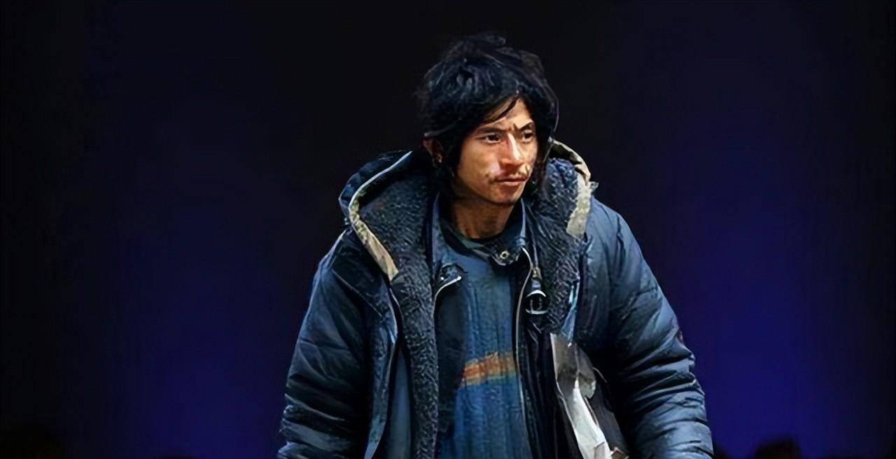 47岁"犀利哥"现状:一张照片火遍全球,繁华落尽,略显凄凉_程国荣_性格