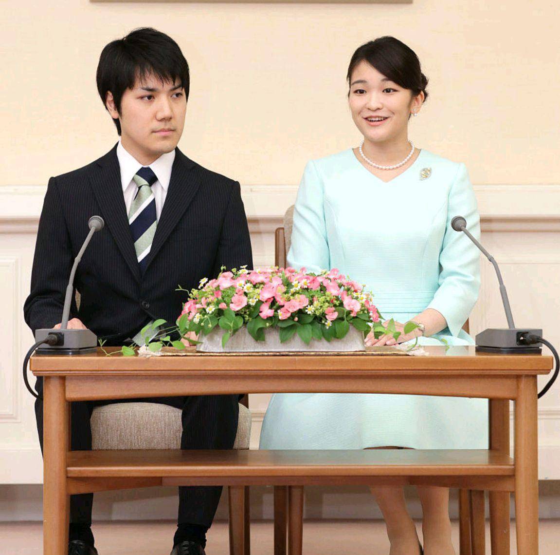 小室圭:穷小子到驸马爷,原以为一步登天,结果老婆放弃巨额嫁妆_公主