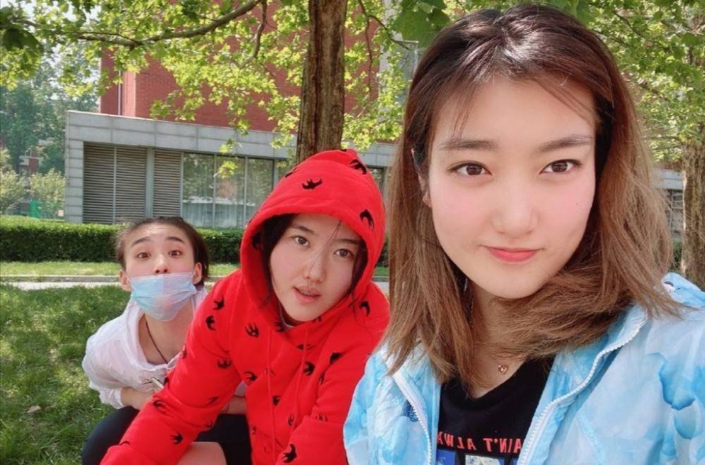 李梦成中国女篮签约nick第1人,那么他的代言费有多少?