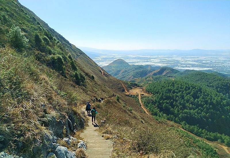 嵩明药灵山风景照片图片