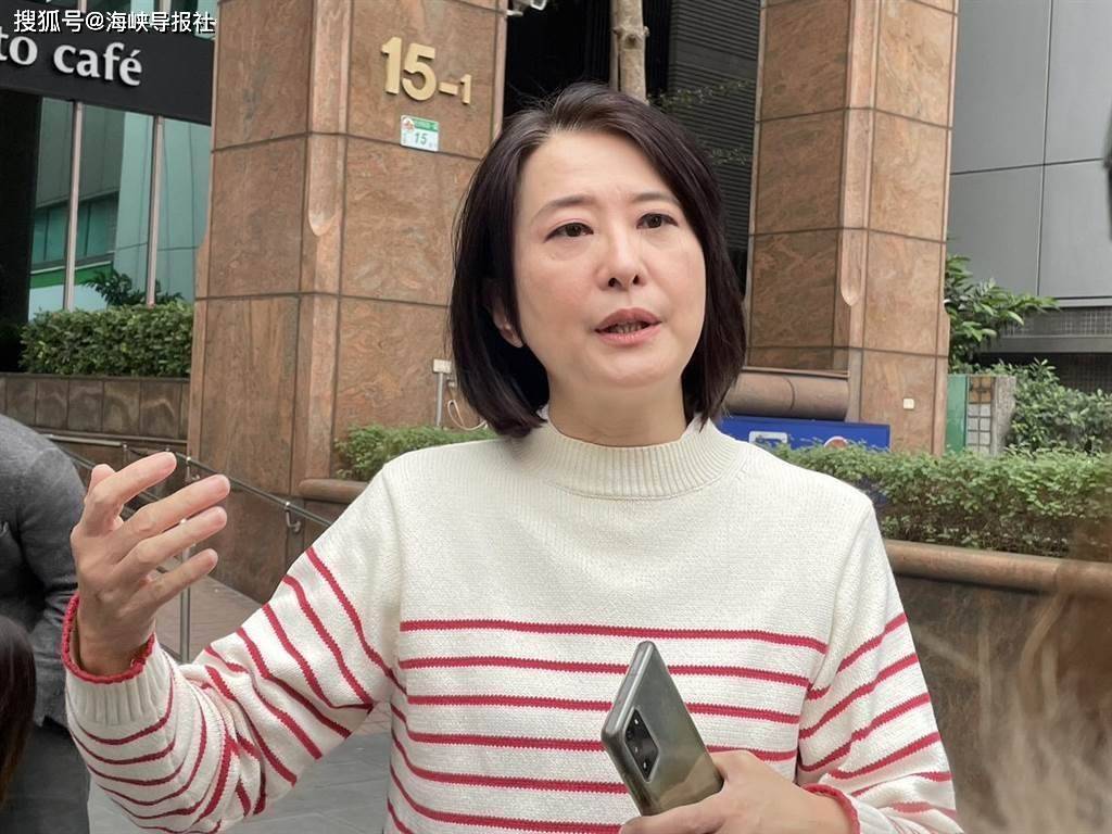 第3选区"立委"补选在8日结束,国民党派出的王鸿薇击败绿营对手吴怡农