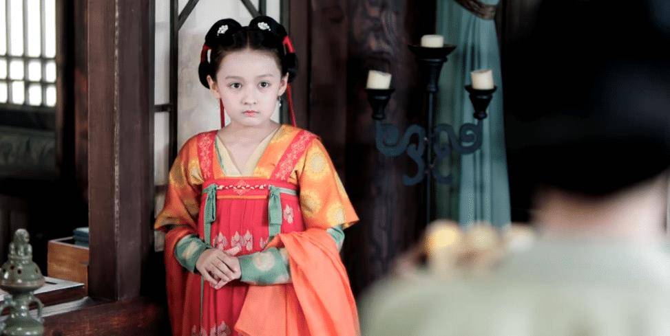 风起霓裳:67只会瞪眼,瘪嘴,古力娜扎演技不如10岁的小女孩?