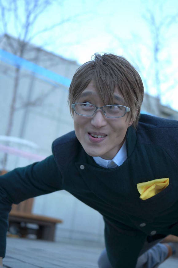 在假面骑士drive里brain和小护士一样深爱着heart大人,因此两者之间既