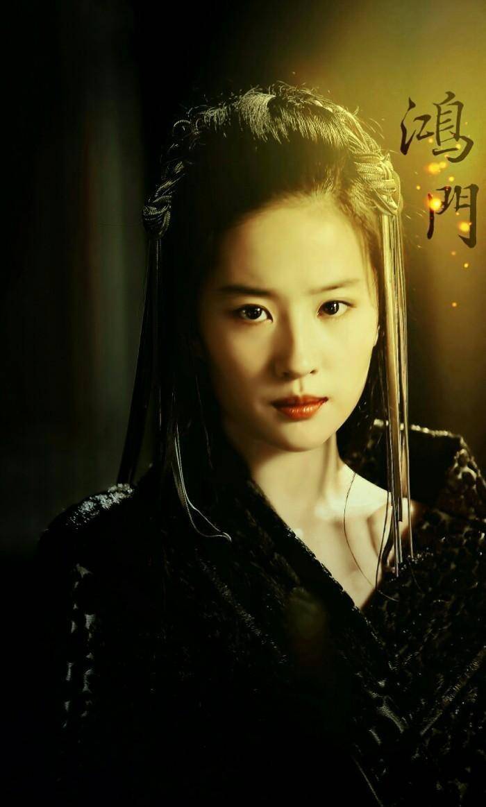 "神仙姐姐"刘亦菲,在娱乐圈还能走多远?_角色_赵灵儿_母亲