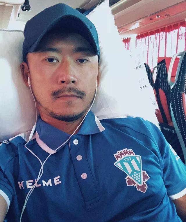 教练:球员能做什么?多踢几年多挣几年钱_高雷雷_天海_权健