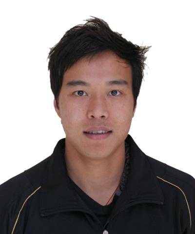 在广州体育学院毕业后,朱聪成为了一名职业足球运动员.