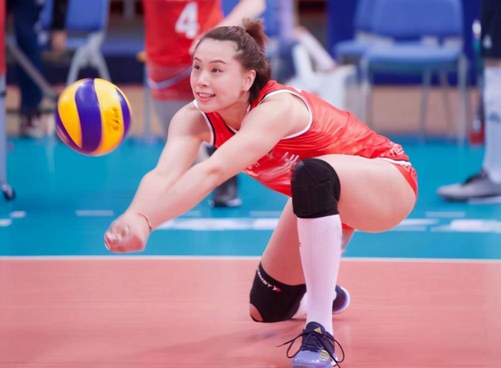 女排名将曾春蕾:貌美球技好,为何嫁小4岁的平凡丈夫_孙盛_奥运会_北京