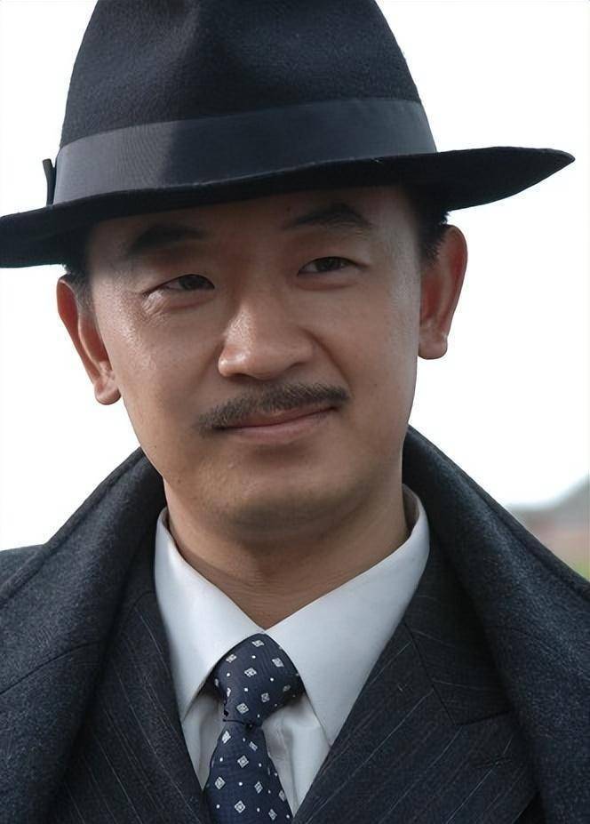 8年过去了,黄海波早已结婚生子,感恩老婆也愧对观众_电影_父亲_海清