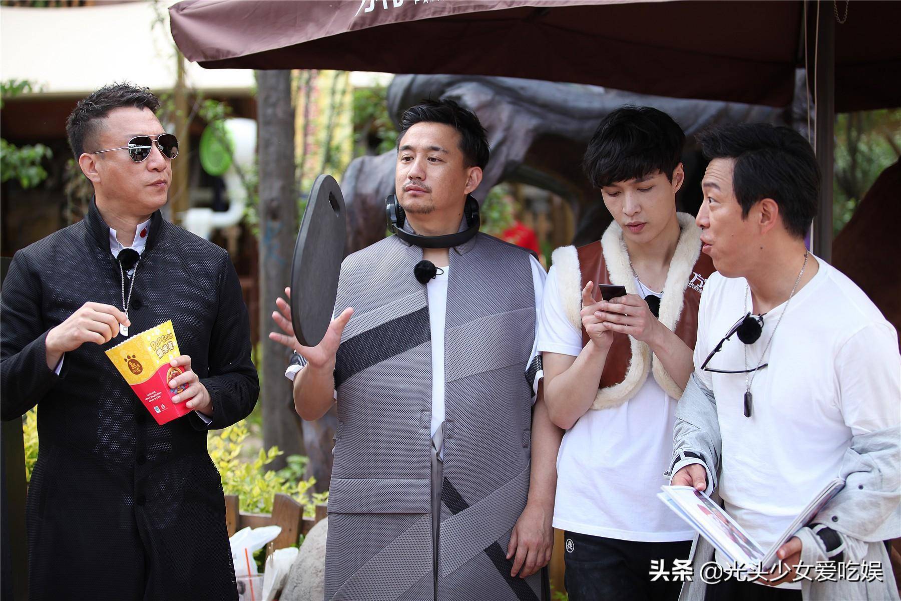 张艺兴被曝在酒吧蹦迪,"恐女人设"崩塌?