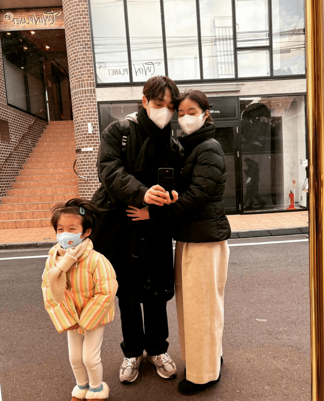 全能男歌手因恋综与妻子相识相爱组建三口之家_李硕薰_崔善雅_节目