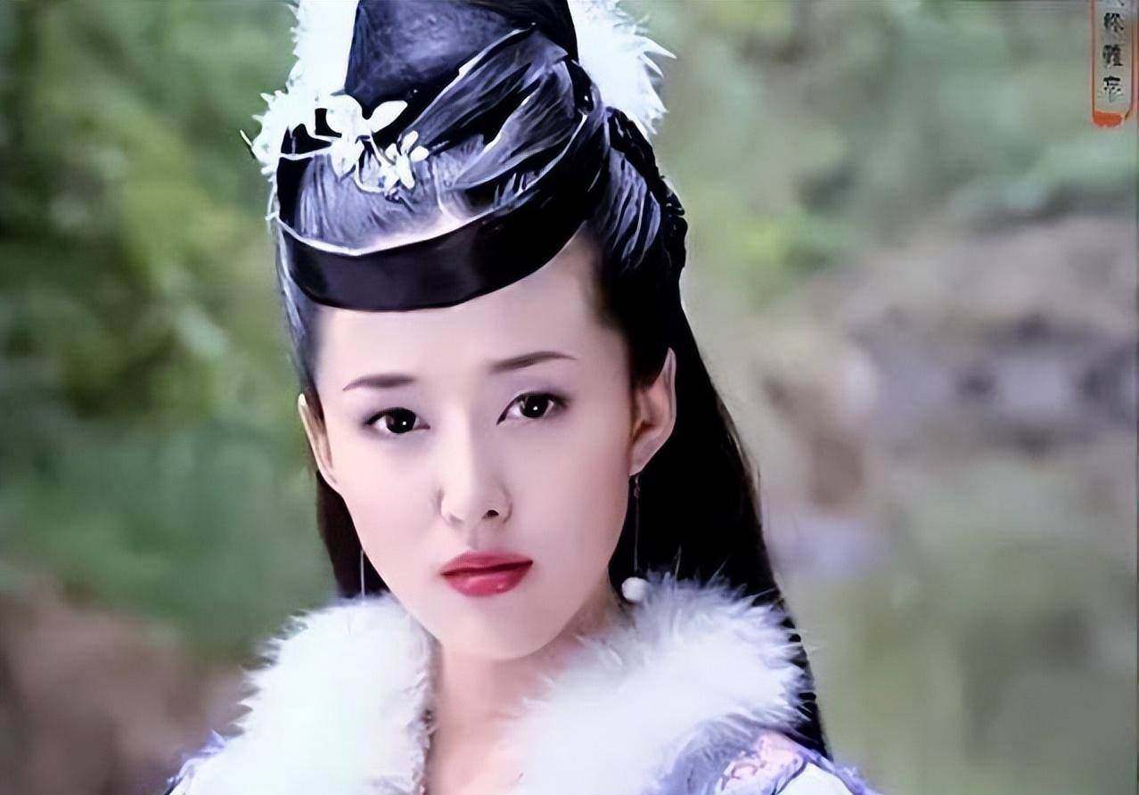 曾因出演《宝莲灯》嫦娥一炮而红,后来42岁气质不减魅力依旧_颜丹晨