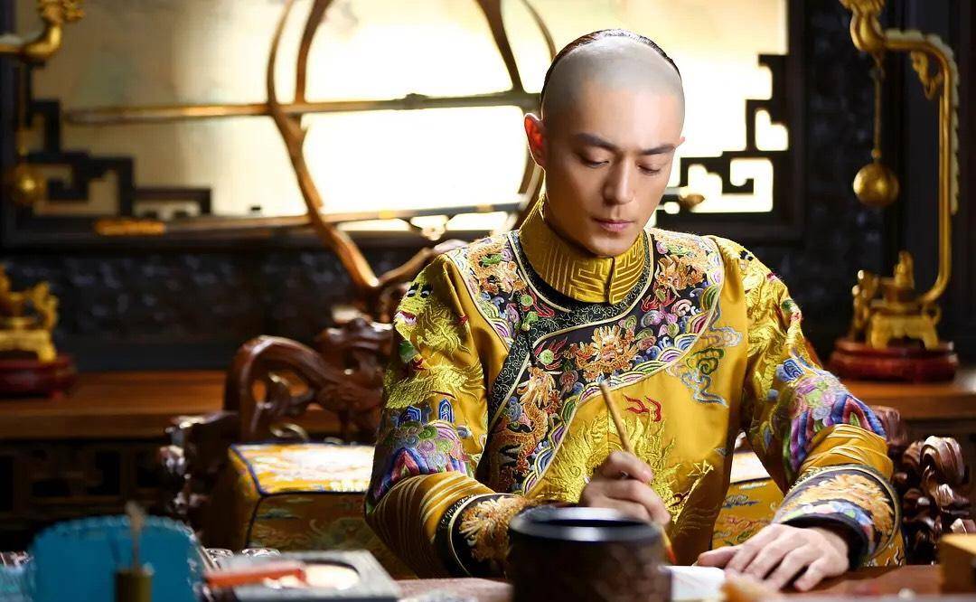 大家都在问《如懿传》中的阿宝是谁,还记得墙头马上少年的爱恋吗_妻子