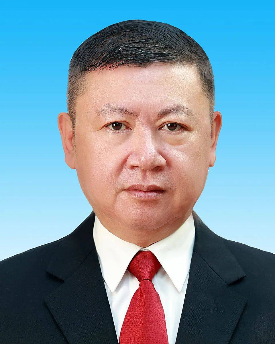 杨宗仁当选内蒙古自治区高级人民法院院长_简历_呼和浩特_胜利