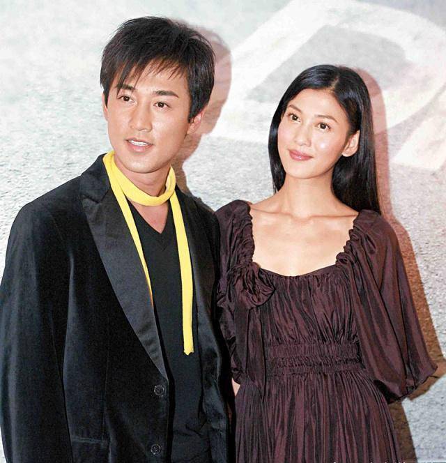 李彩桦婚后第二天回港扫货,一身贵妇打扮与往日大不同_何远恒_老公