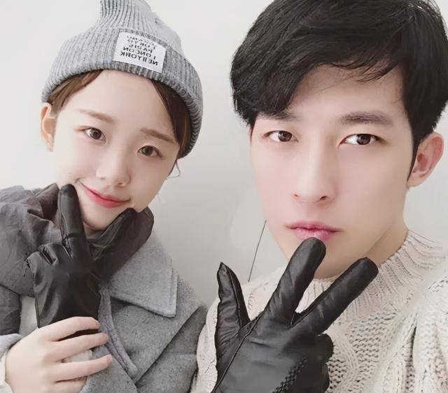 半藏森林化身春丽接广告,阿沁却被骂"活该被绿"_刘阳_事件_对比