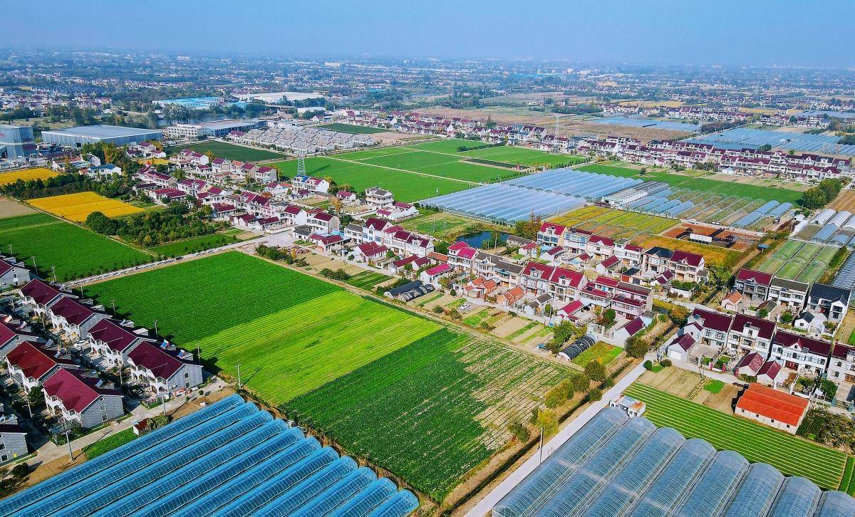 农村建设现代化,必须立足一个特征?农民觉得怎么样?