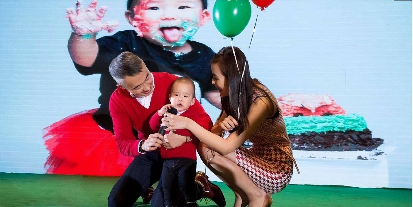 2023年1月,上海市宣传委发出一则公告,要求上海广播电视台约谈一场