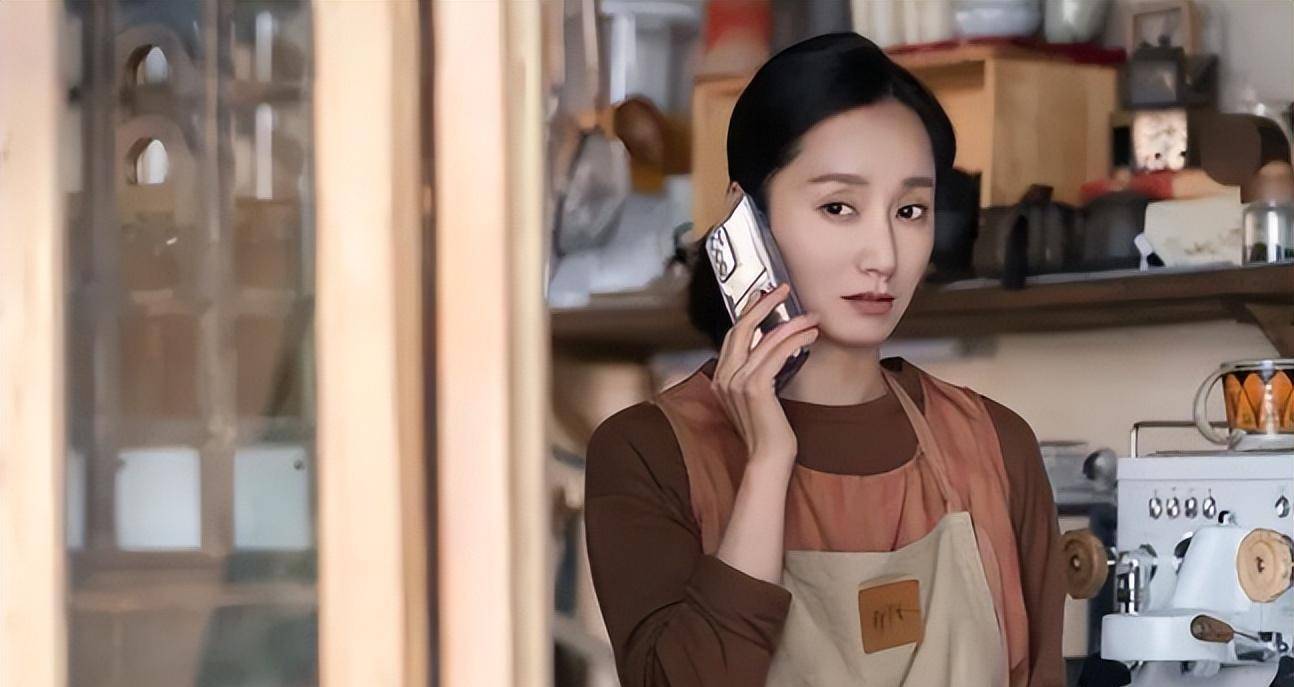 《去有风的地方》单亲妈妈谢晓春,小家碧玉型美女
