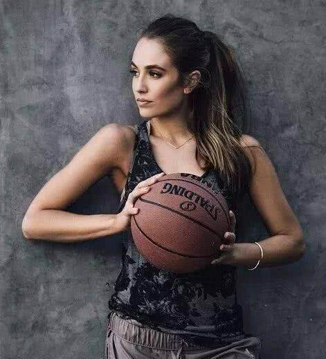 为什么电视主播瑞秋被封为"2k女神"?_球星_球迷_篮球