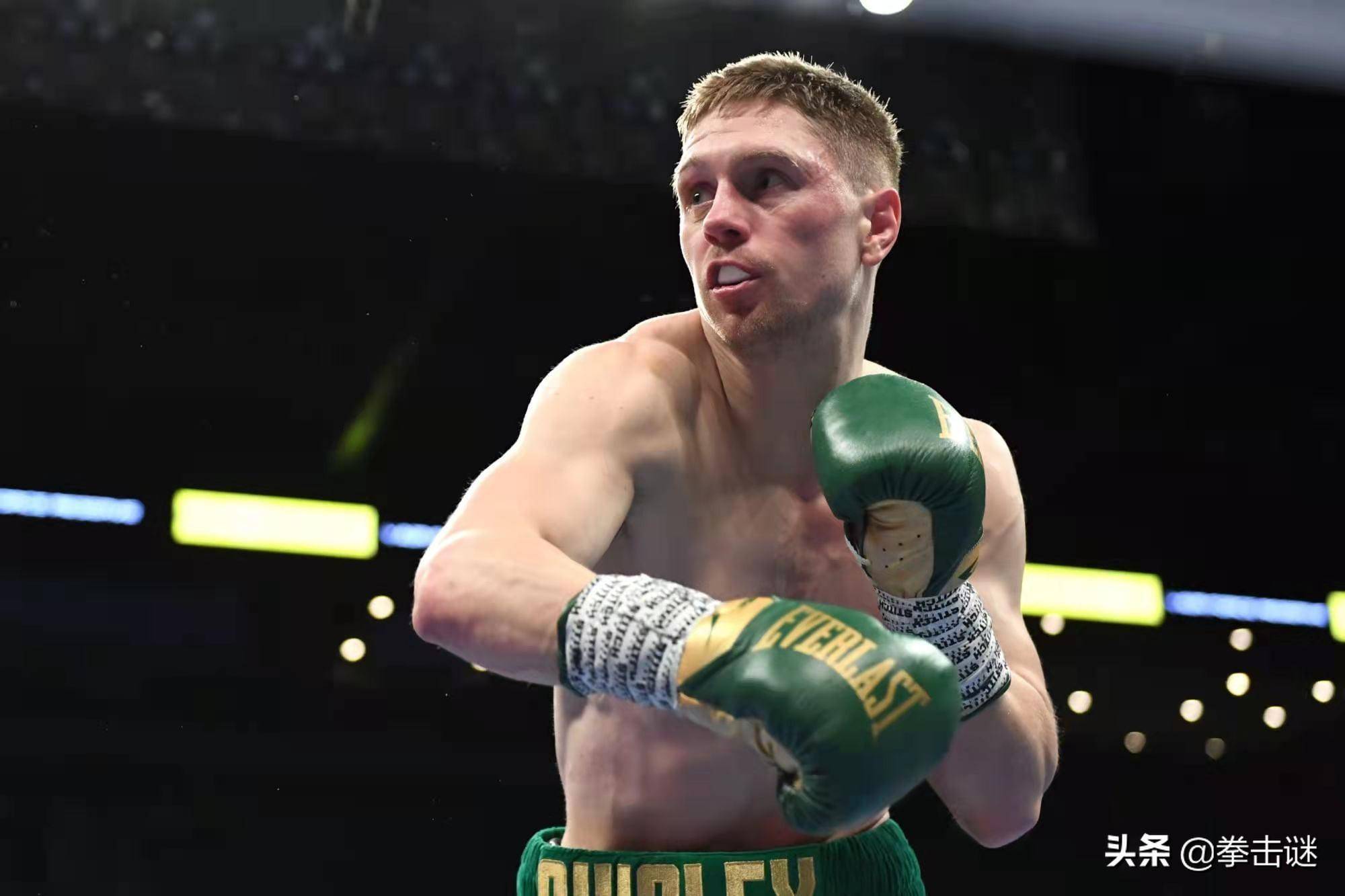 耗时两个回合,安德拉德3次击倒世锦赛亚军,强势卫冕拳王头衔_比赛