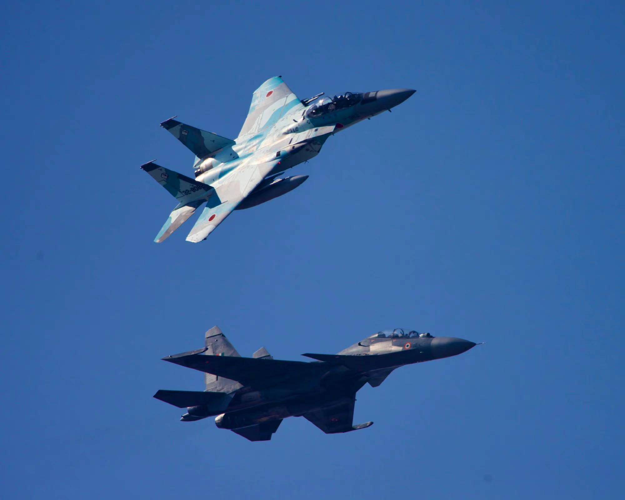 日本近距离"摸查"印度苏30!我们的歼16应该担心吗?